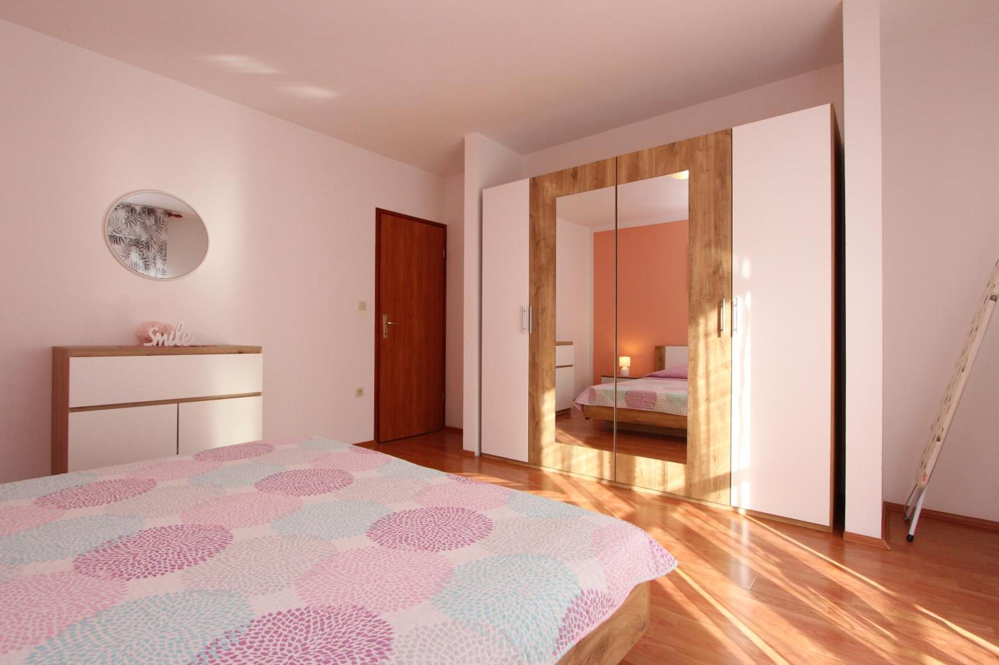 Rooms And Apartment Sanja Rovinj Exterior photo